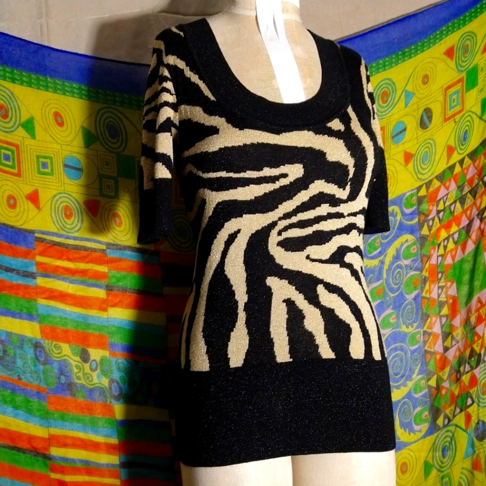 Vintage Cache Metallic Thread Black Gold Swirly Tiger Zebra Striped Tee